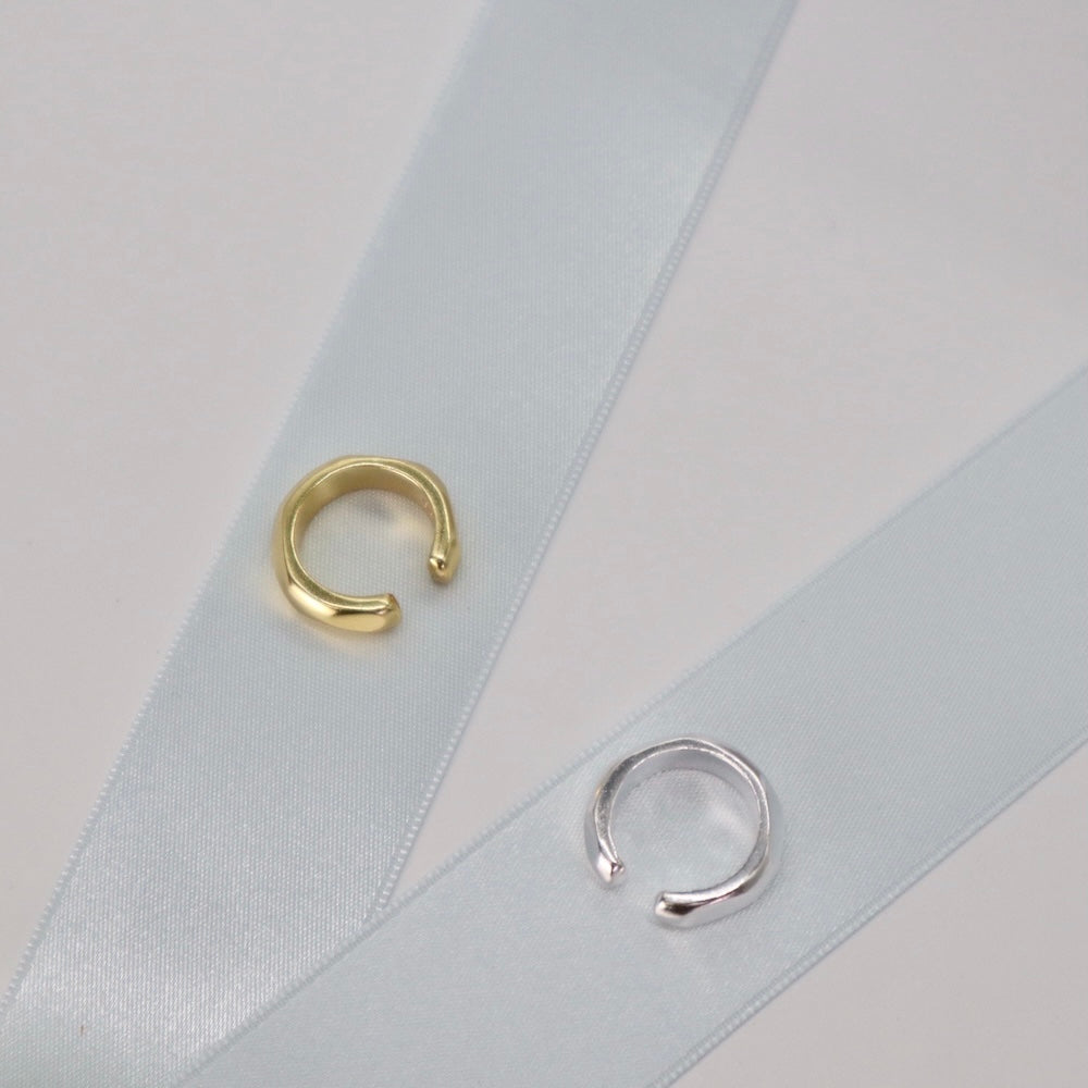 C037 silver925 matte earcuff