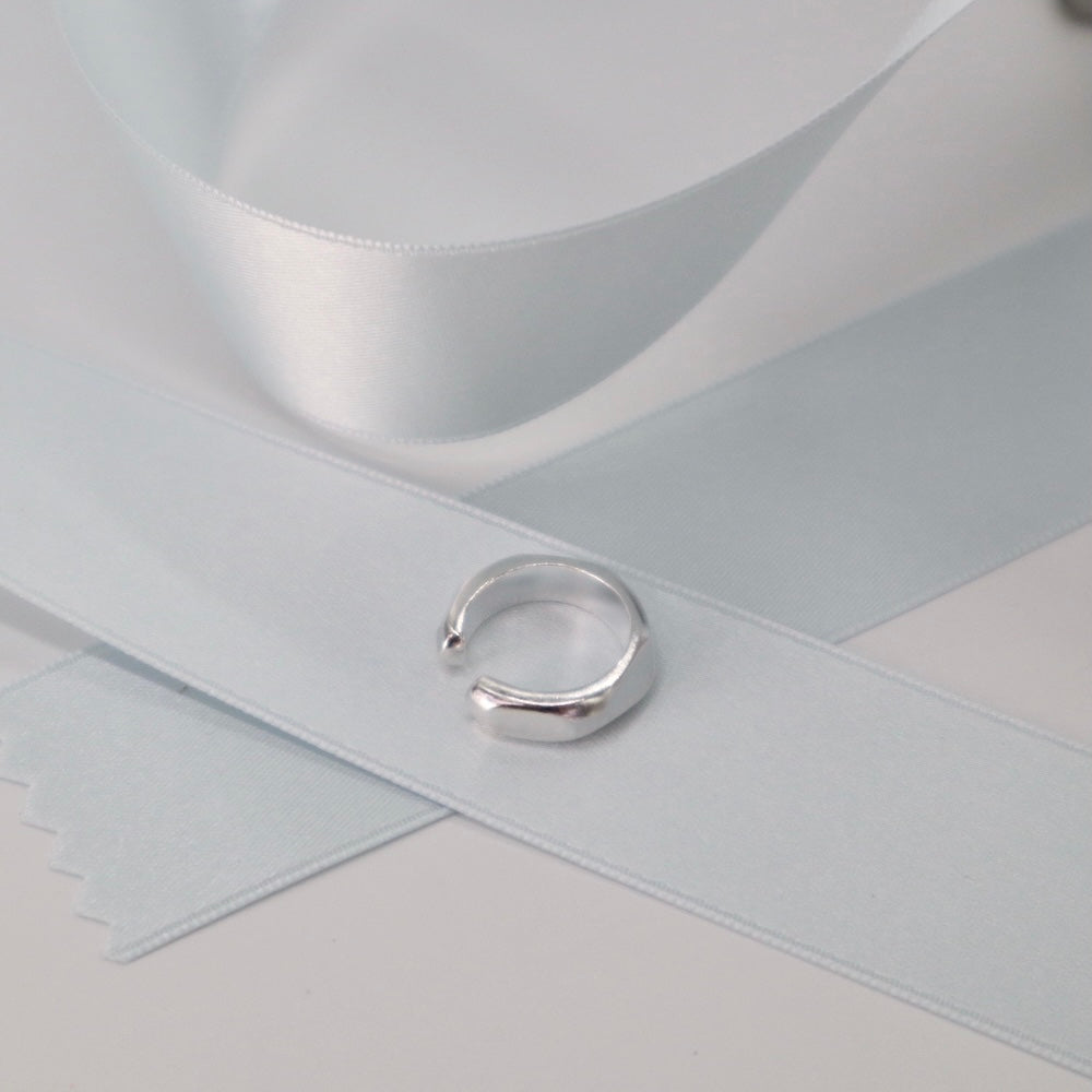C037 silver925 matte earcuff