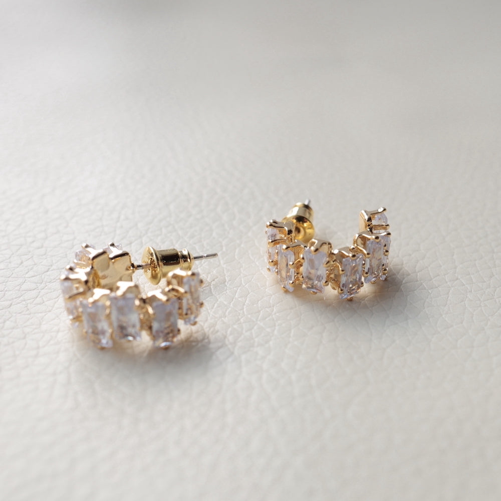 P112 crystal beads half hoop pierce