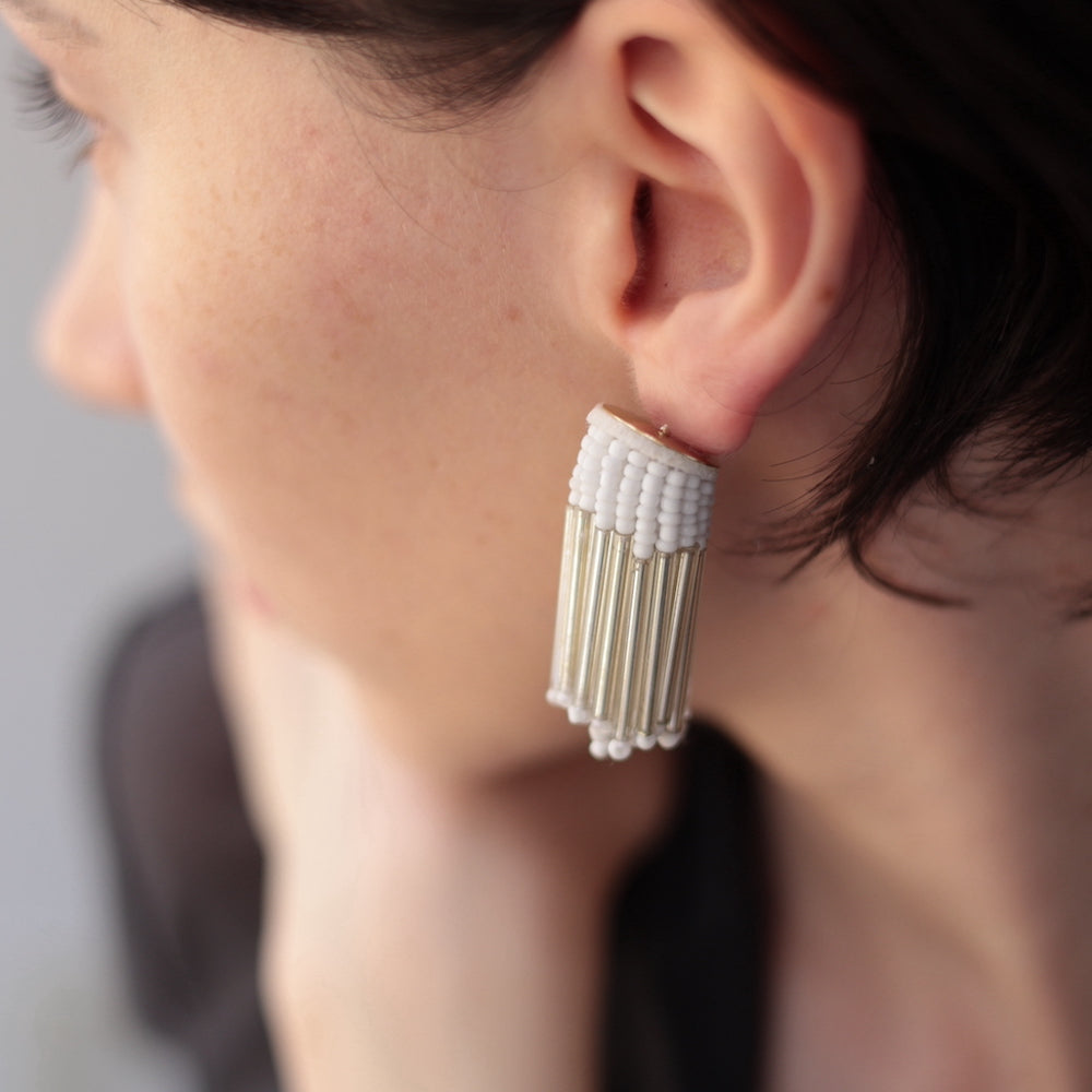 P188 monochrome fringe pierce