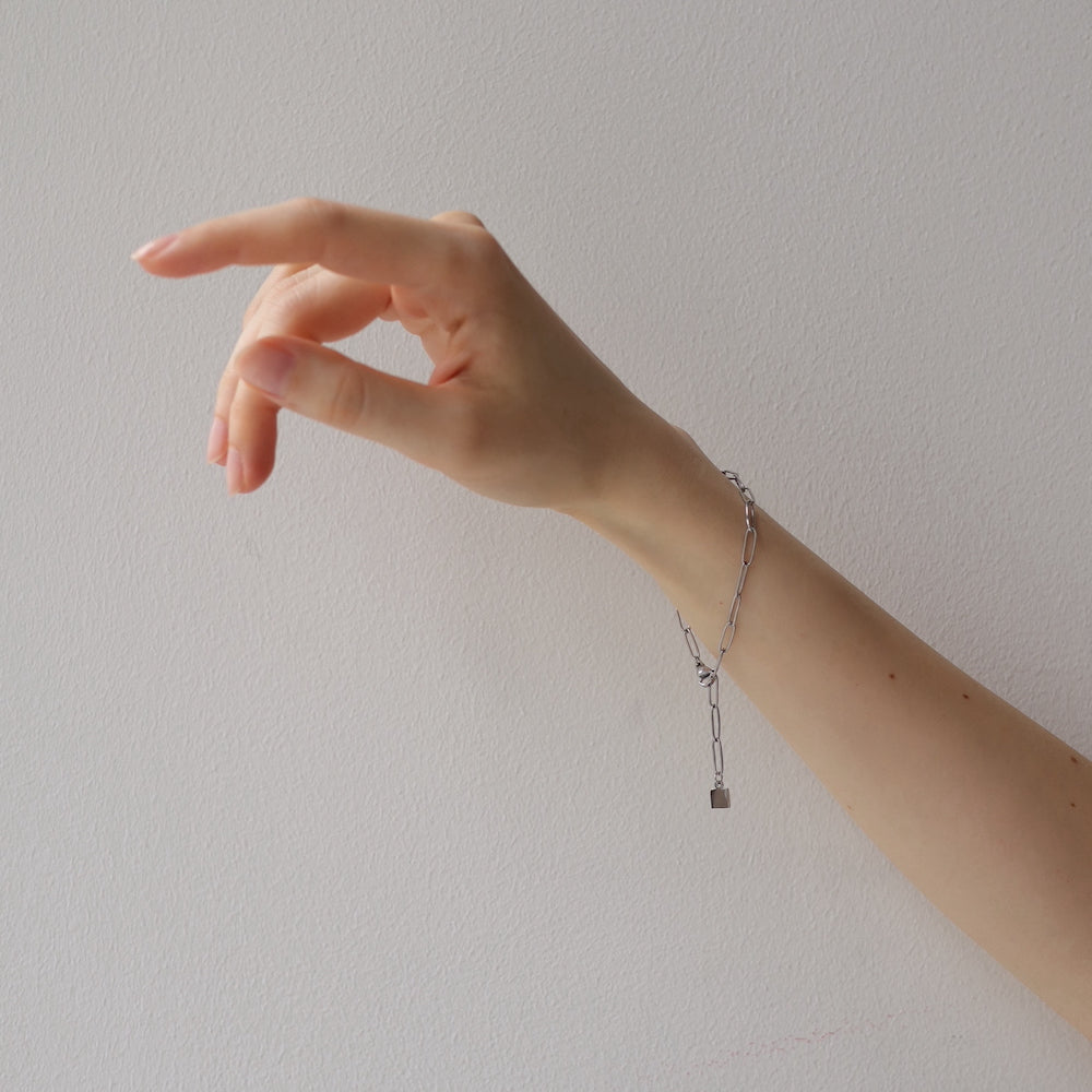 N088 stainless adjust free square charm bracelet