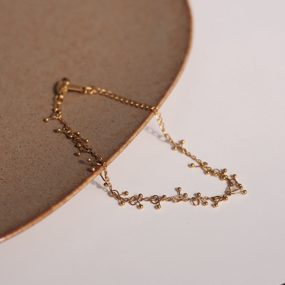 N048 stainless cherrys bracelet