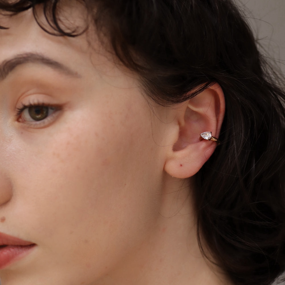 C051 stainless one drop zircon ear cuff