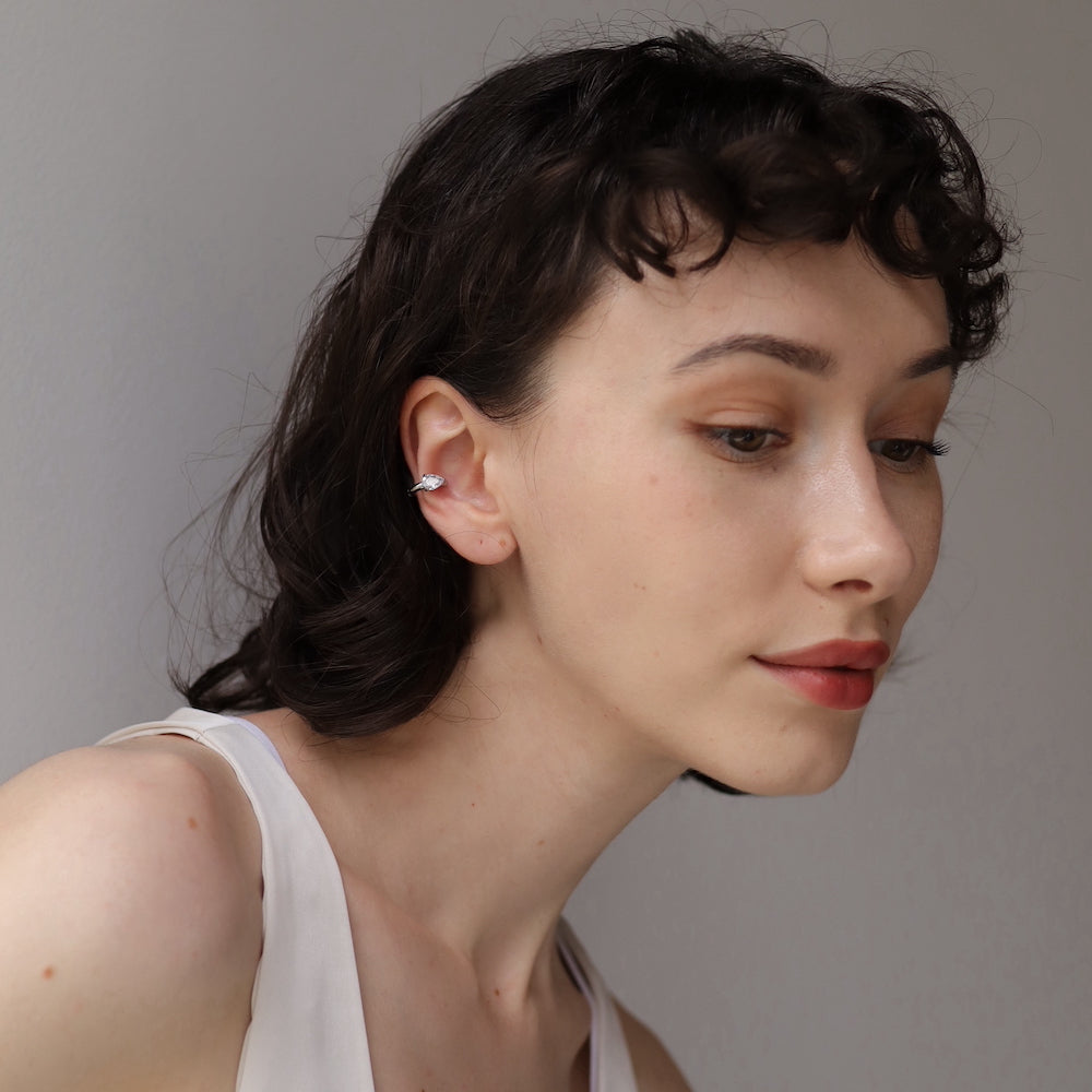C051 stainless one drop zircon ear cuff
