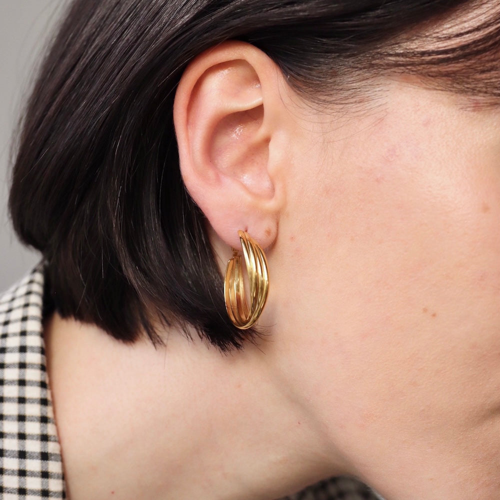 P021 stainless quadruple hoop pierce