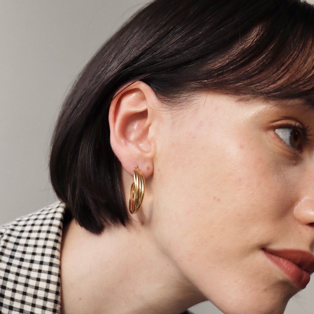P021 stainless quadruple hoop pierce