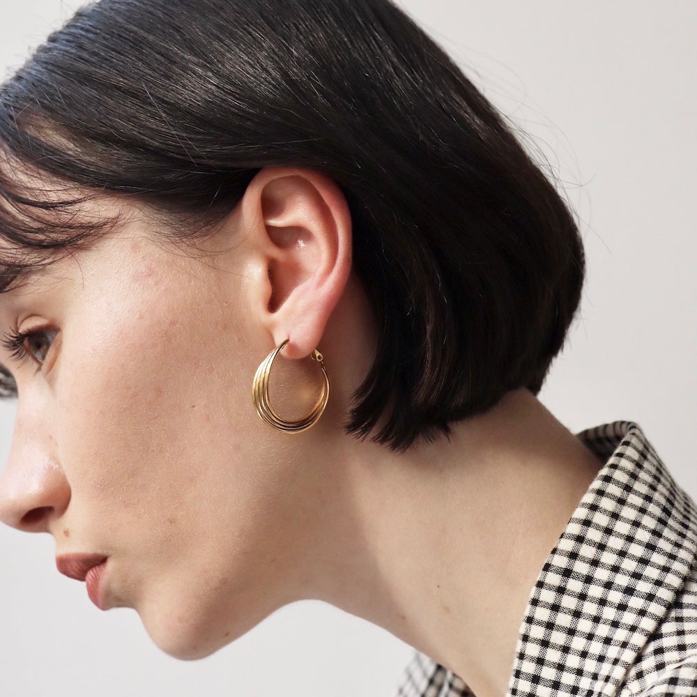 P021 stainless quadruple hoop pierce