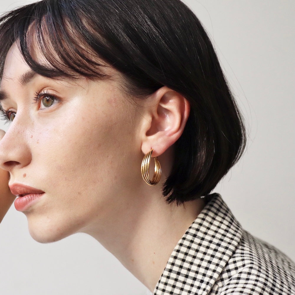 P021 stainless quadruple hoop pierce