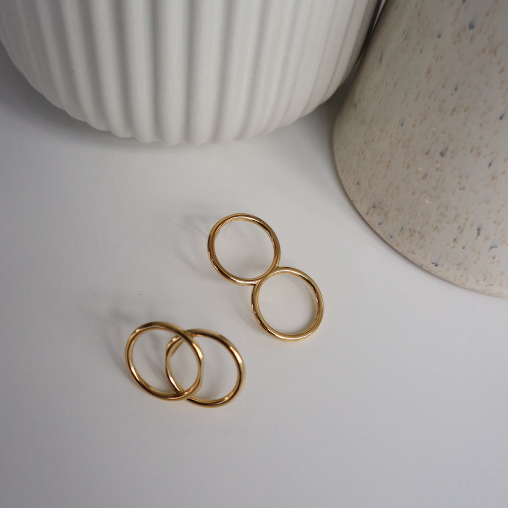 P361 stainless asymmetry circle pierce