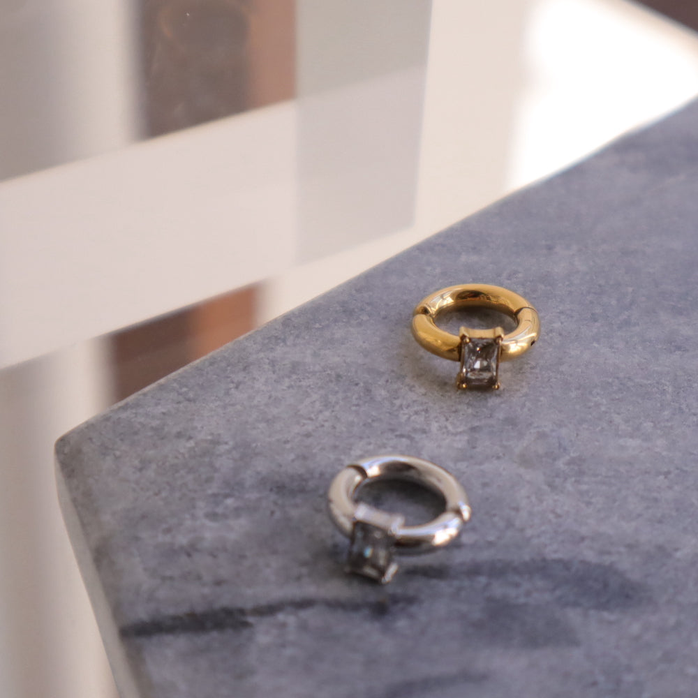 C145 stainless joint square earcuff