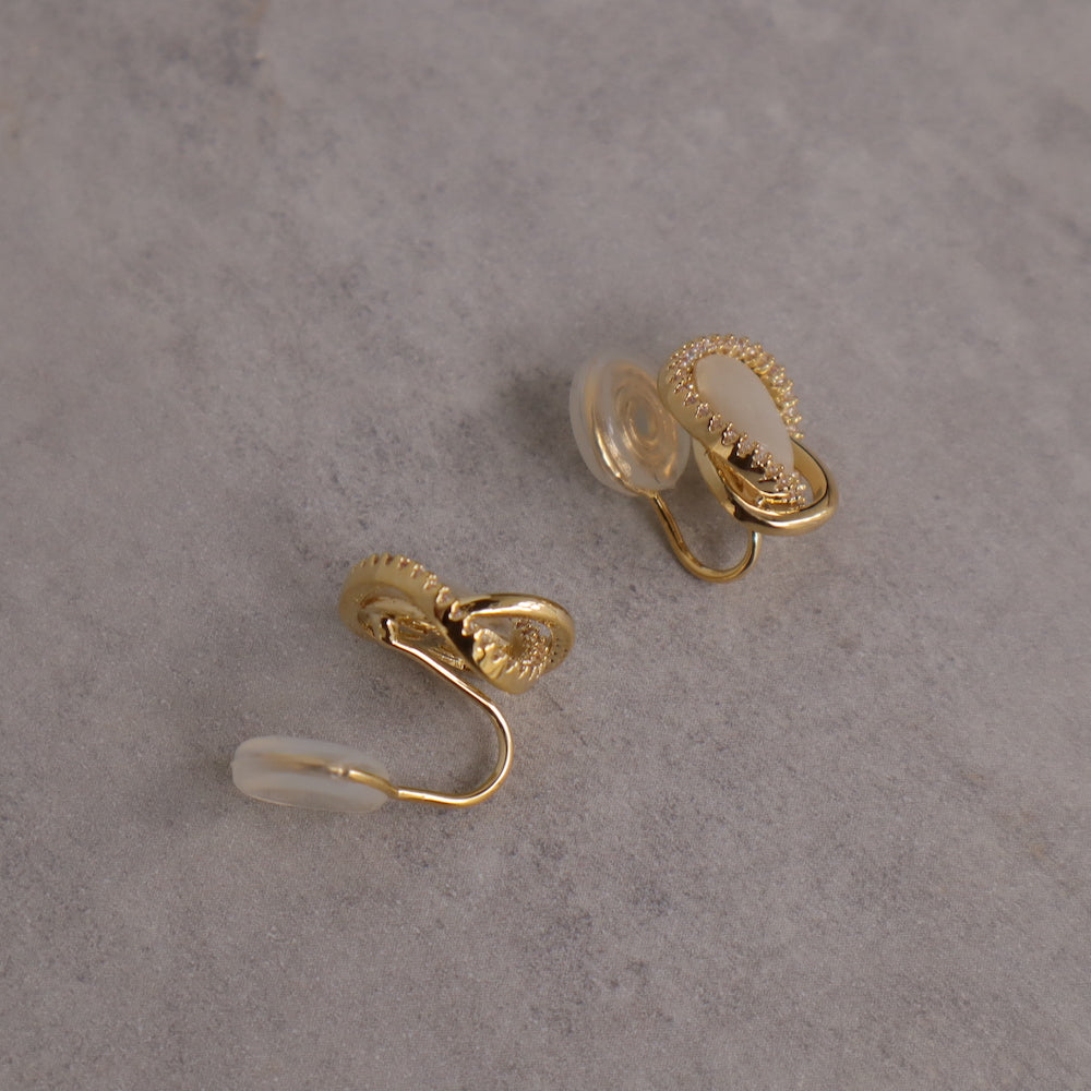 P032 stainless drop zirconia stone pierce / earring