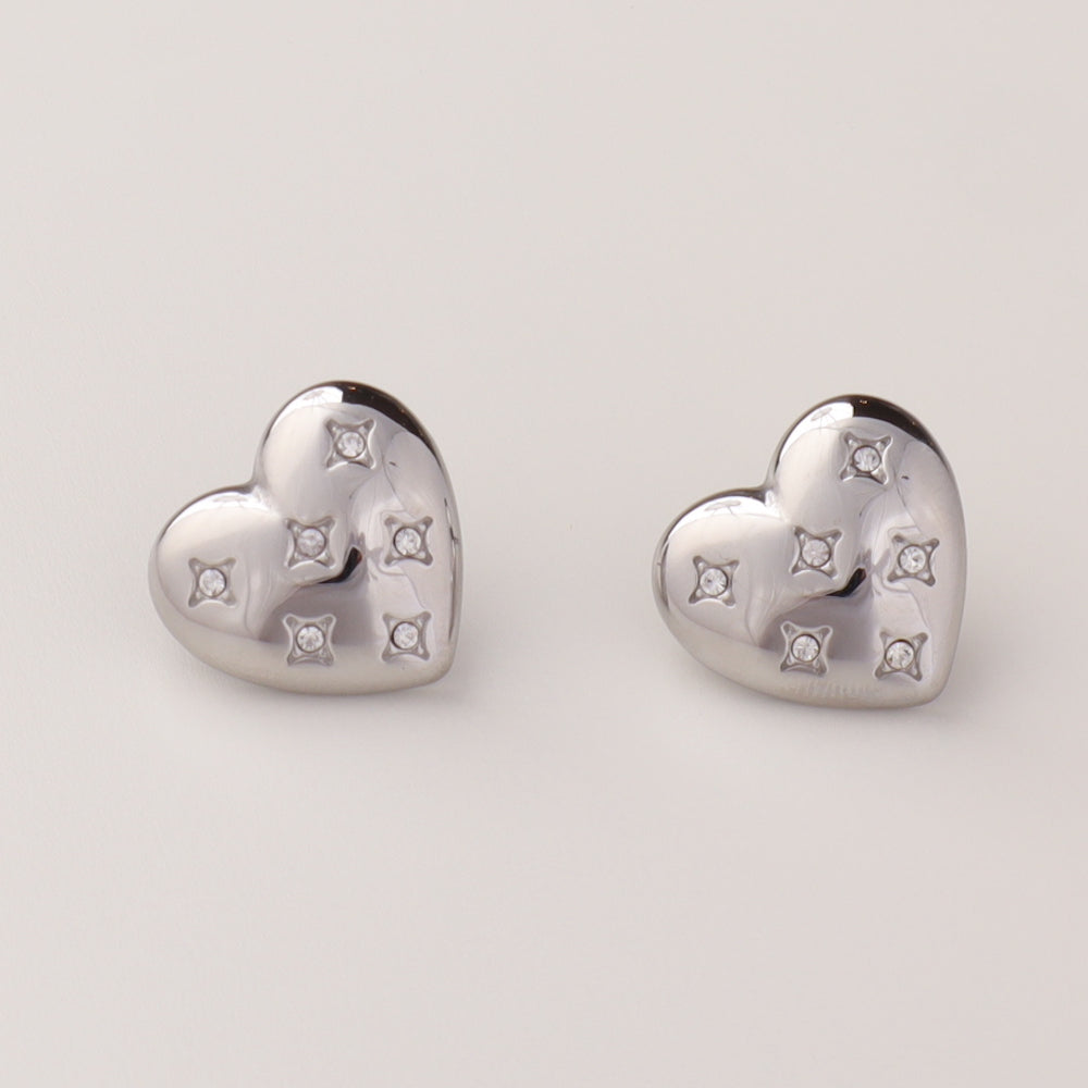 P132 stainless zirconia heart motif pierce