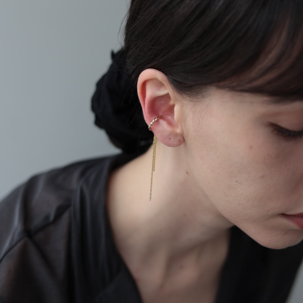 C021 long chain ear cuff