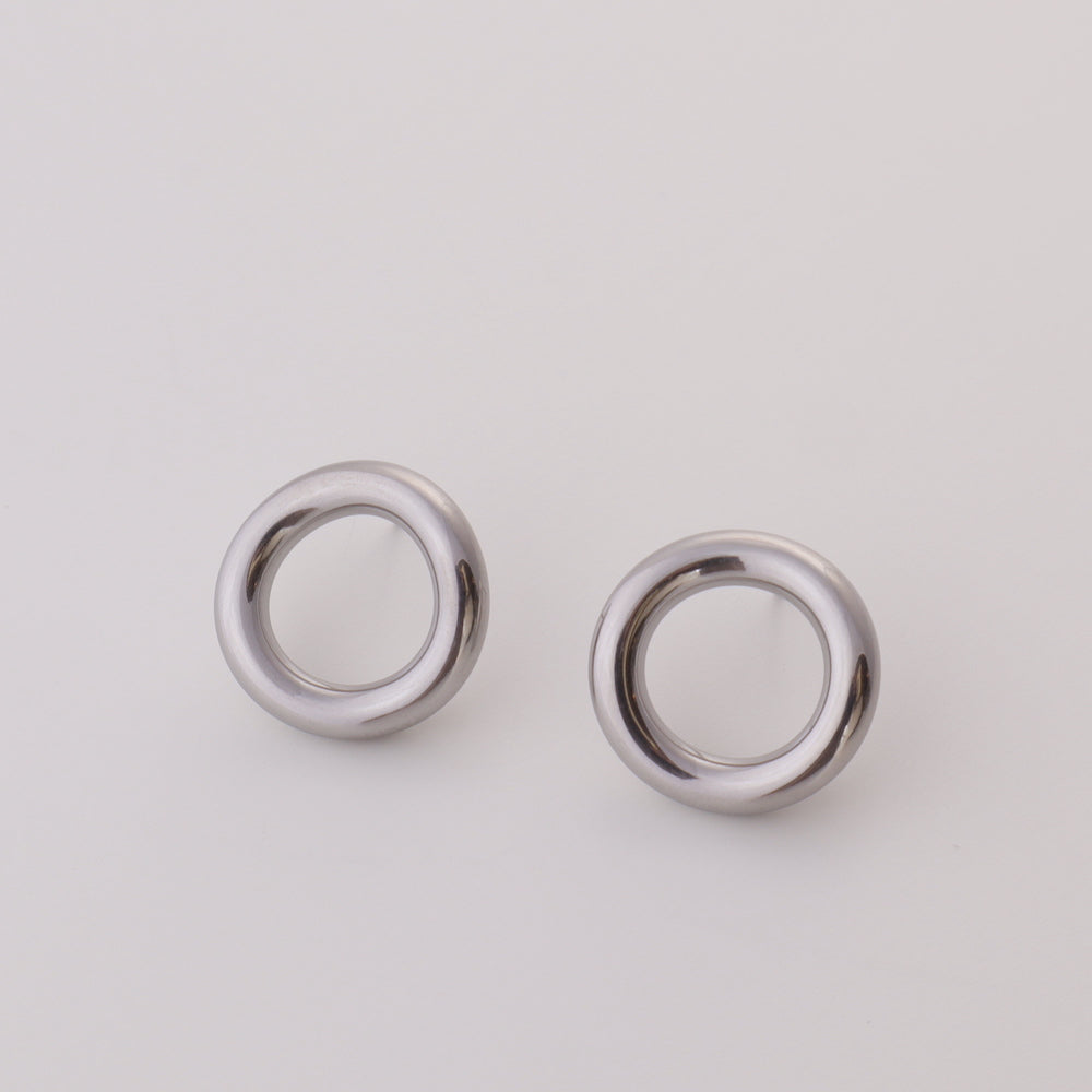 P018 stainless mat circle pierce