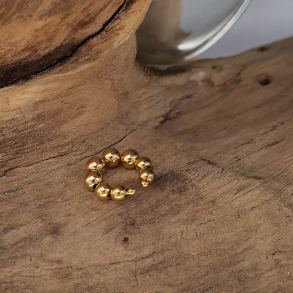 C056 stainless metalball ear cuff