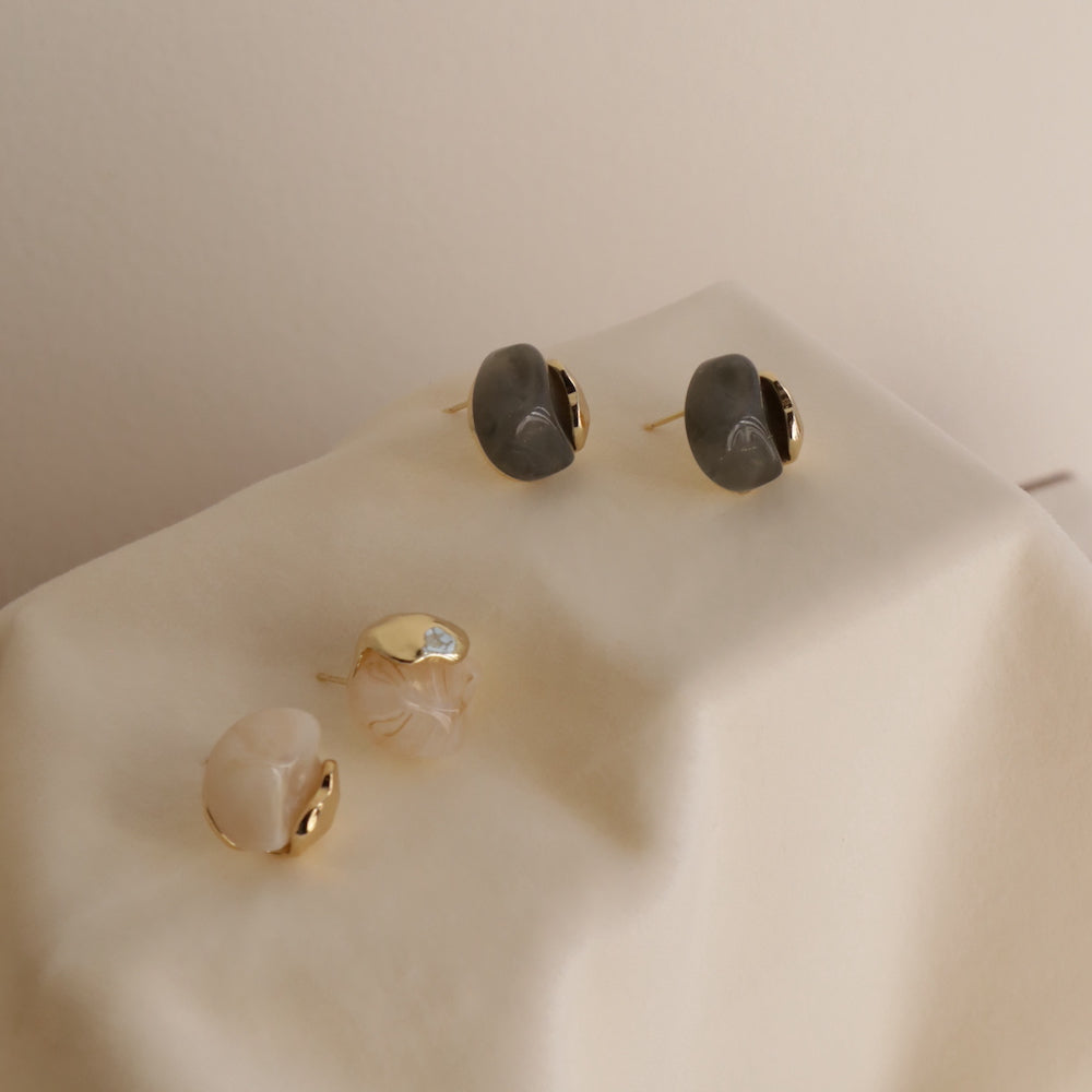P345 color resin unique pierce