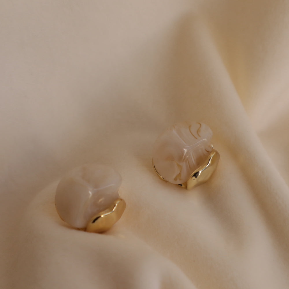P345 color resin unique pierce