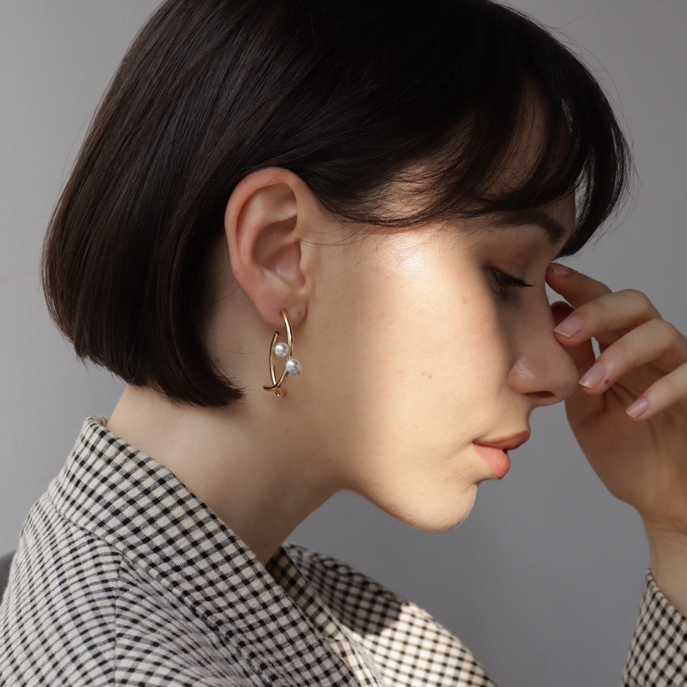 P339 unique hoop pearl pierce