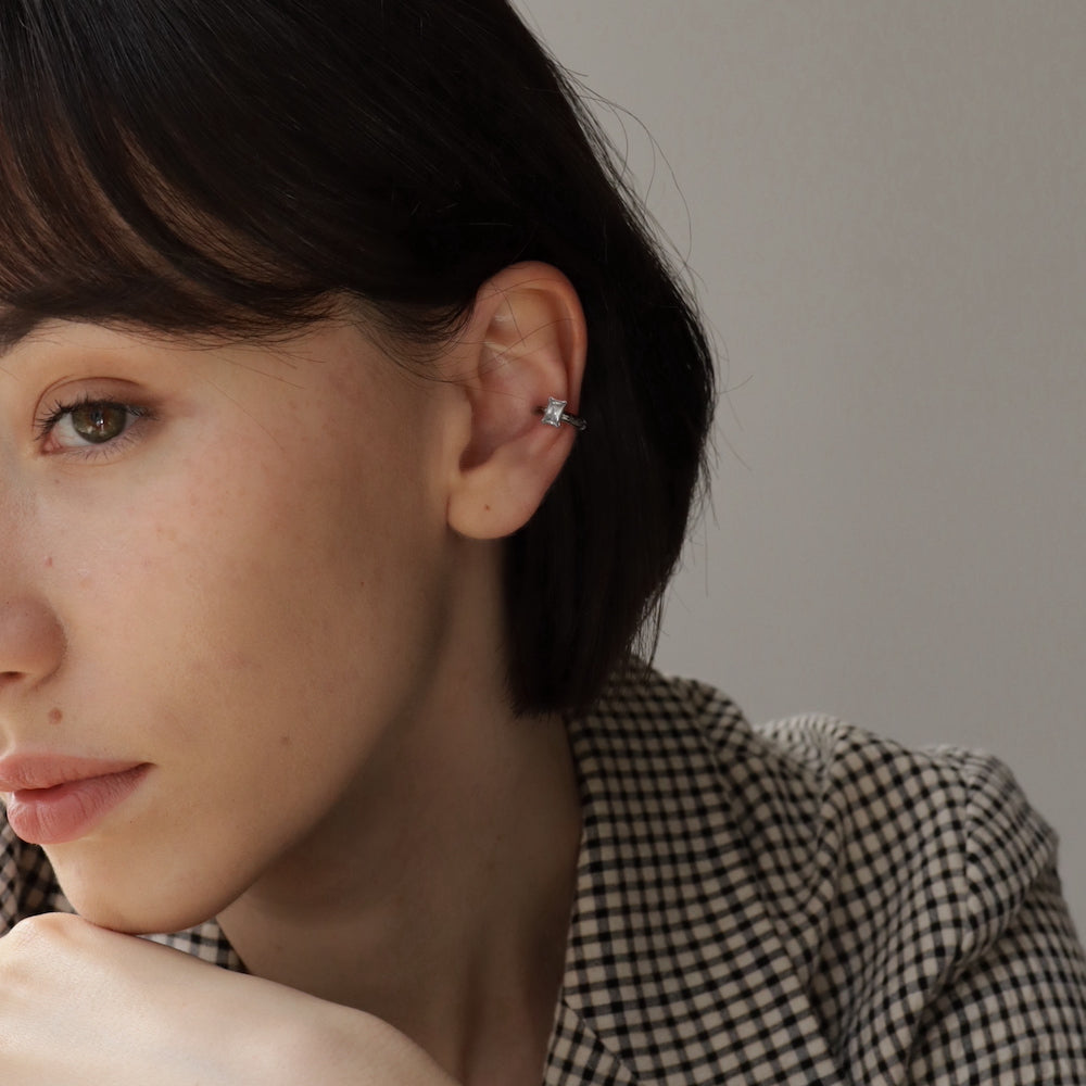C145 stainless joint square earcuff