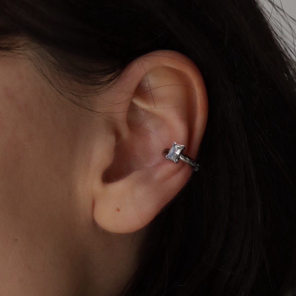 C145 stainless joint square earcuff