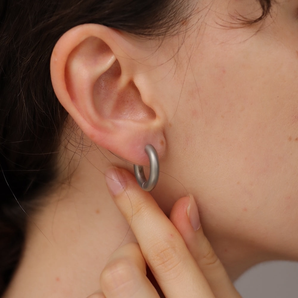 P315 stainless matte gold hoop pierce