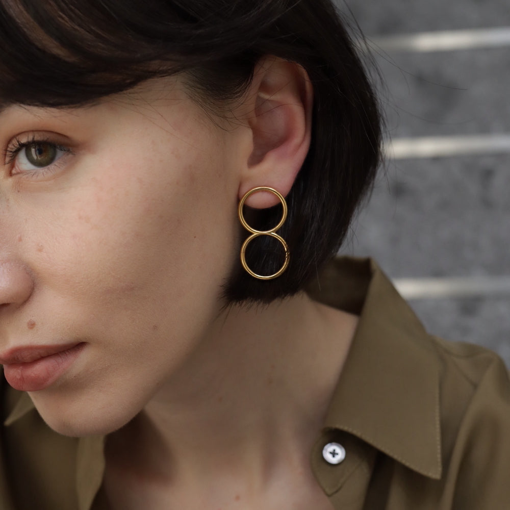 P361 stainless asymmetry circle pierce