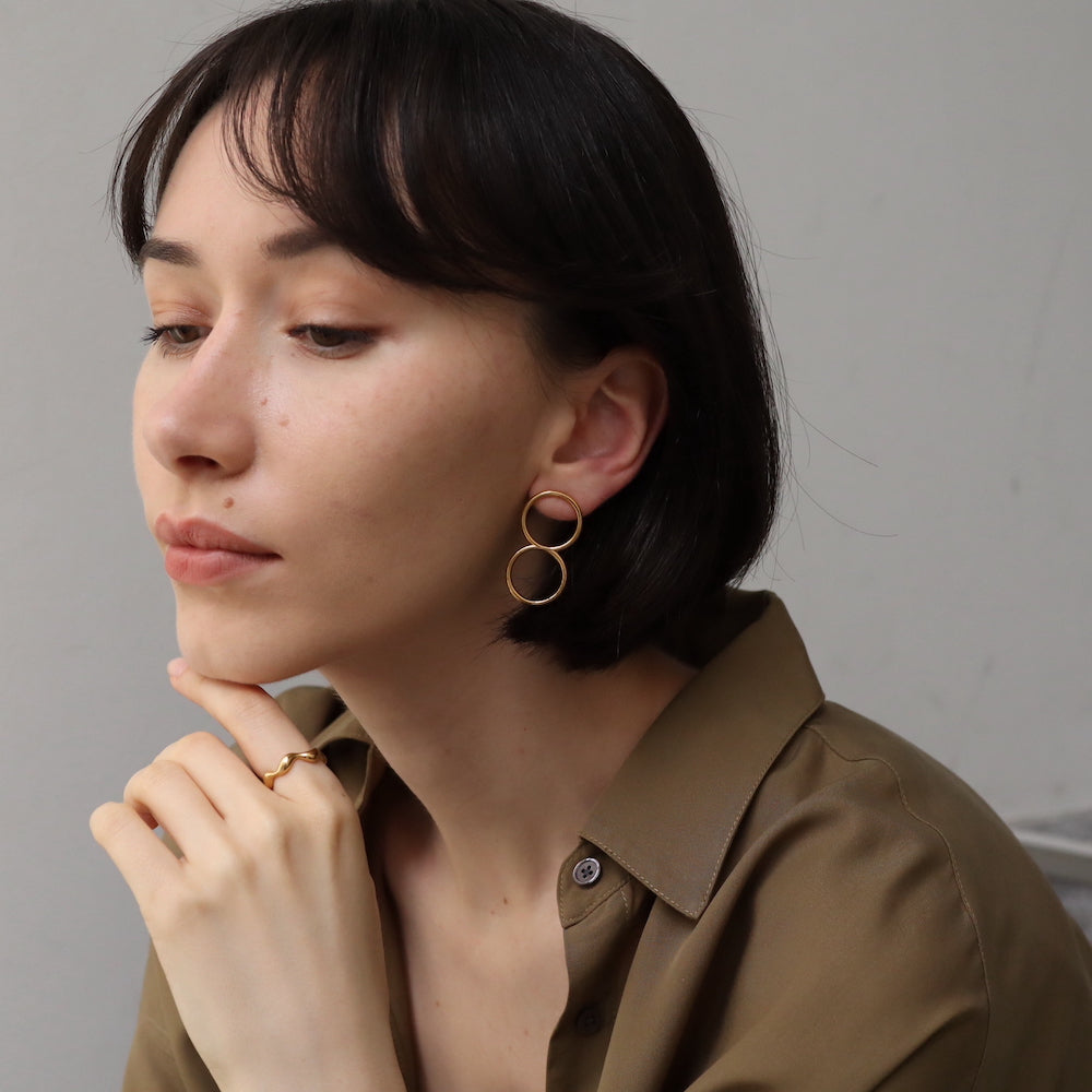 P361 stainless asymmetry circle pierce