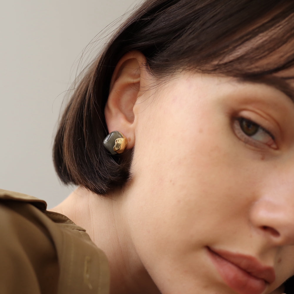 P345 color resin unique pierce