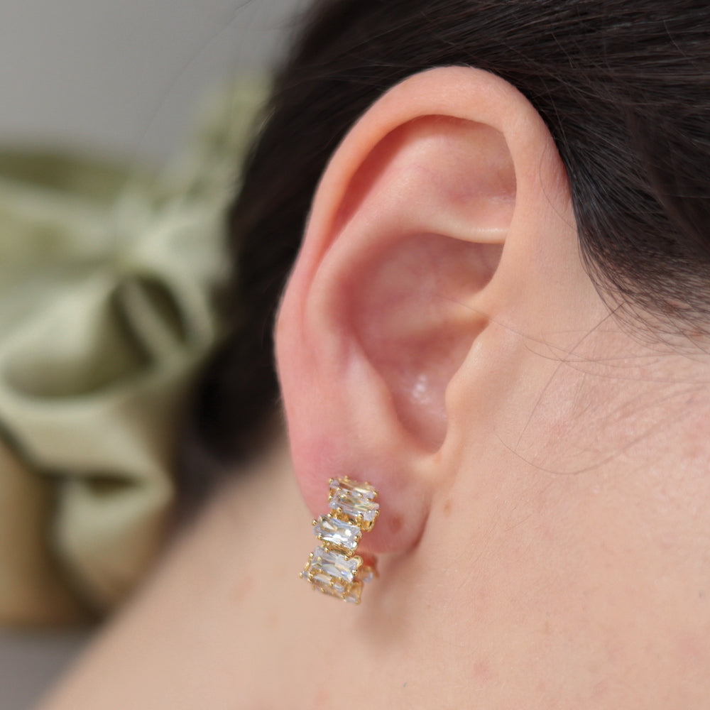 P112 crystal beads half hoop pierce