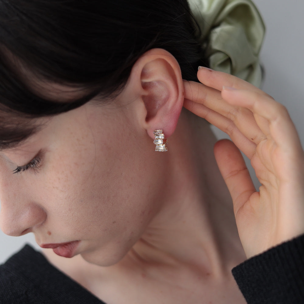 P112 crystal beads half hoop pierce
