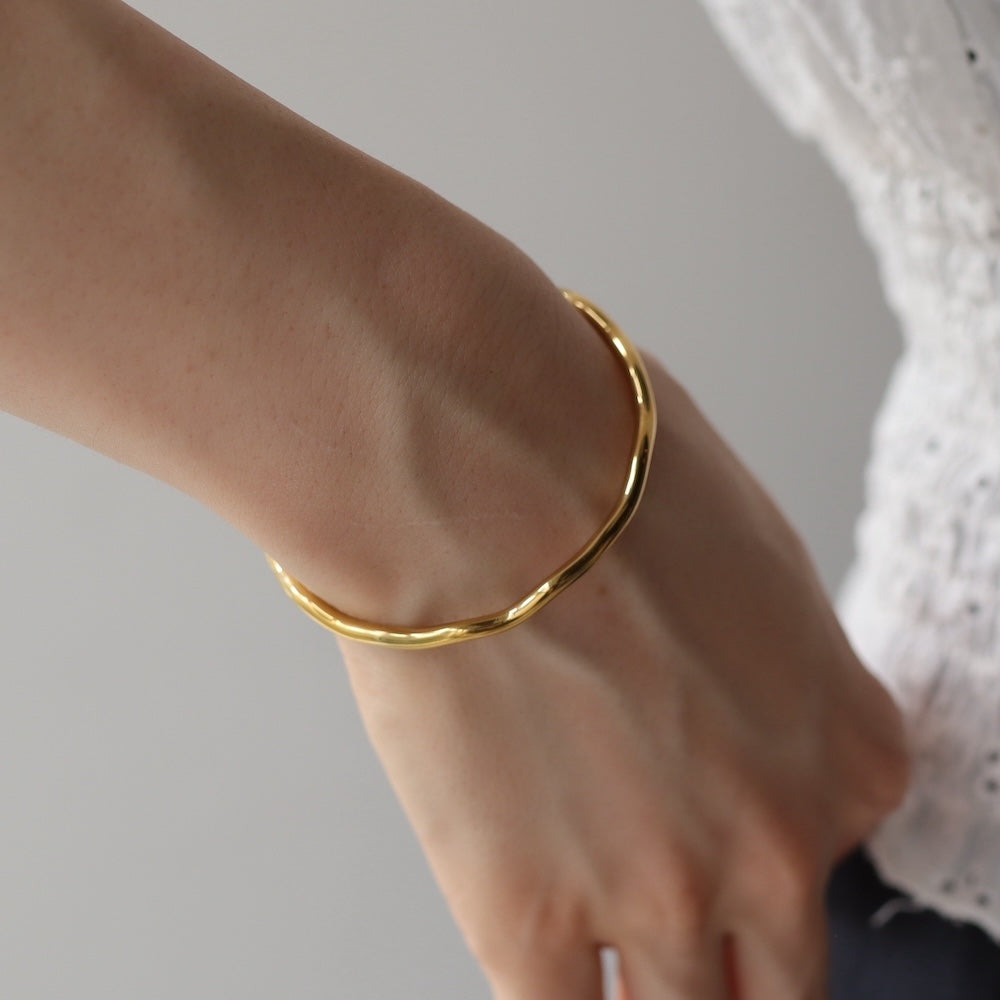 N008 stainless wave style bangle