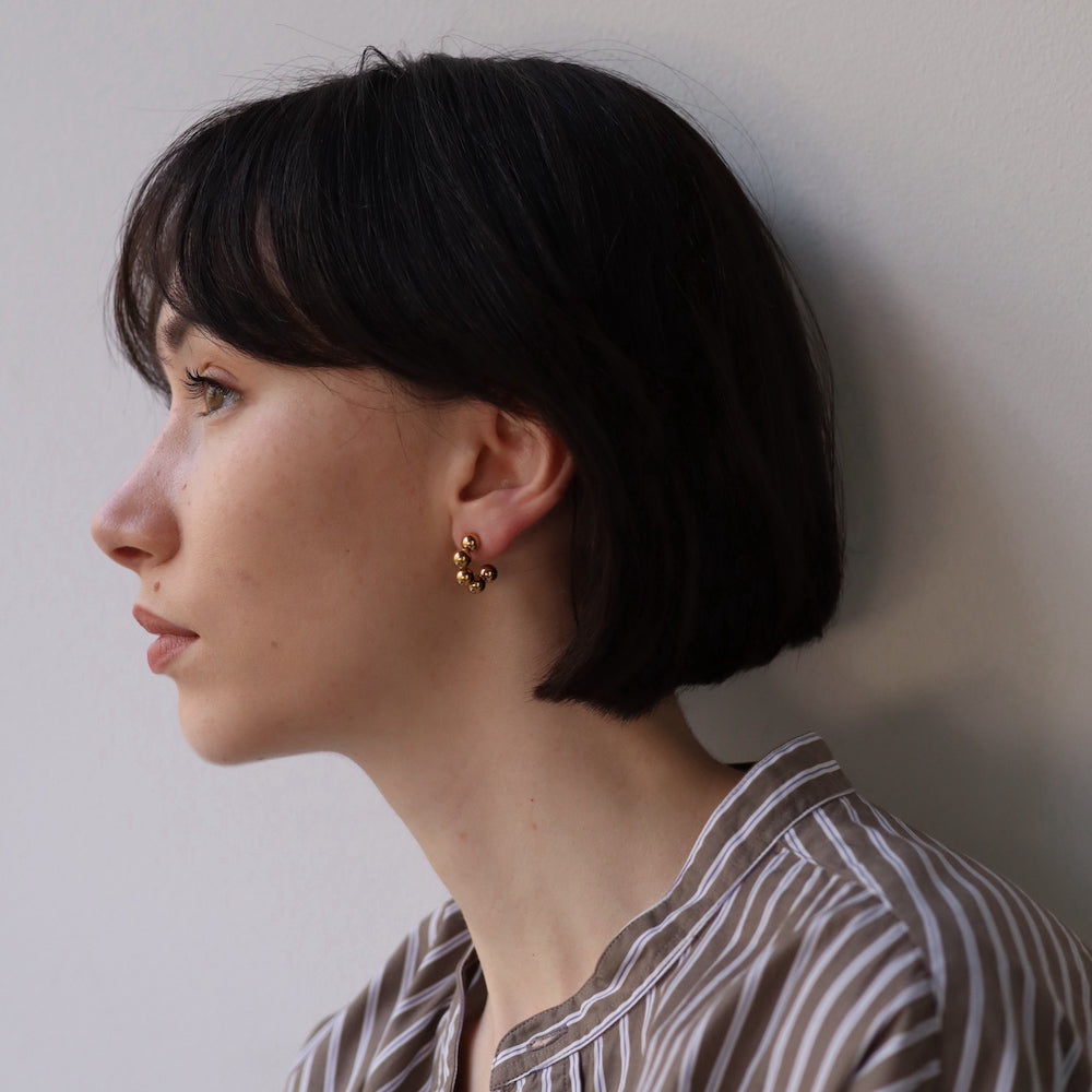 P202 stainless metal ball half hoop pierce