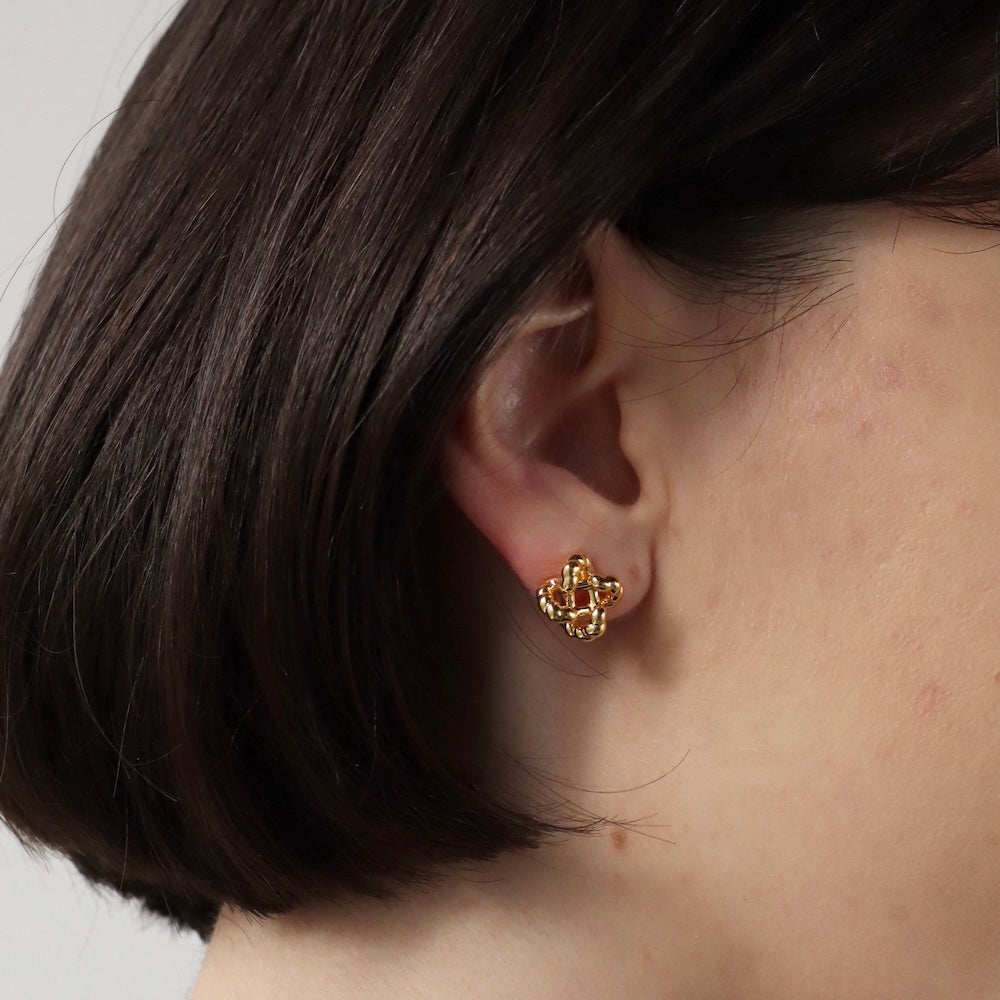 P337 flower twist minimum pierce