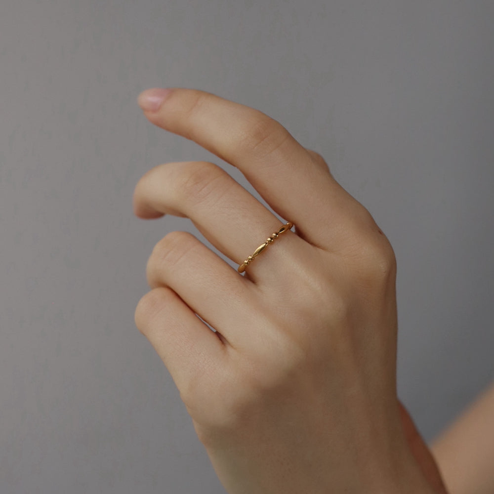 R055 stainless point dot ring