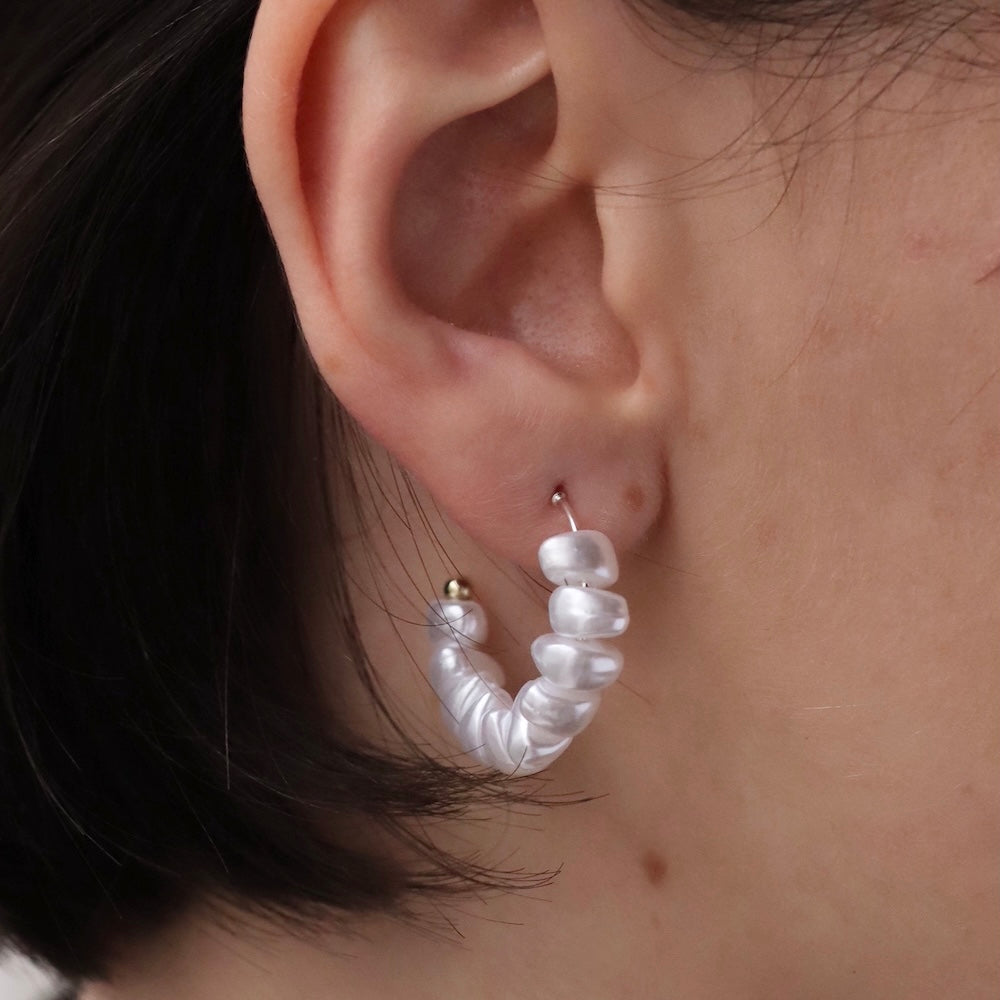 P243 half hoop pearl pierce
