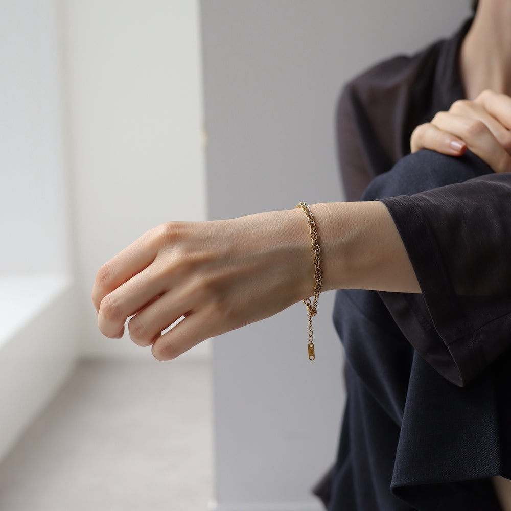 N144 stainless screw chain bracelet