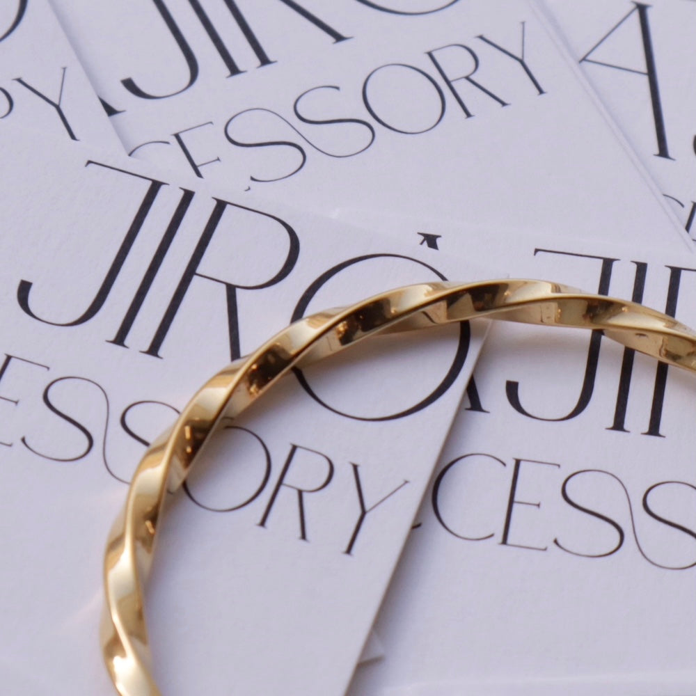 N060 stainless twist bangle