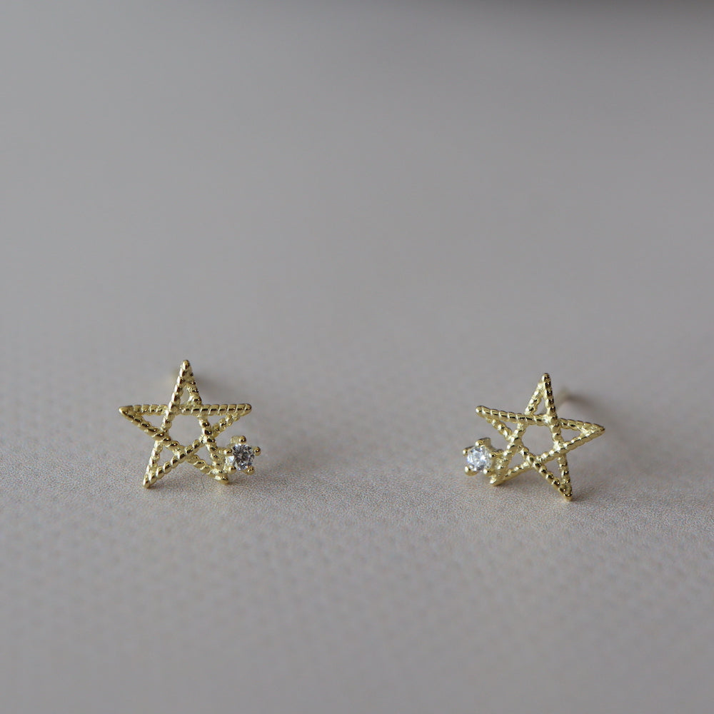 P224 silver925 one point star pierce
