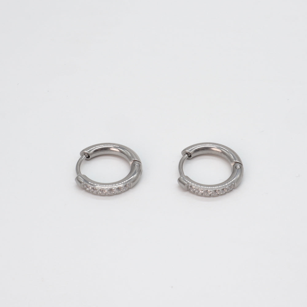 P129 stainless sparkle hoop pierce