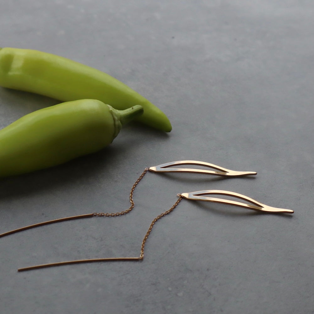 P158 stainless leaf wave long pierce