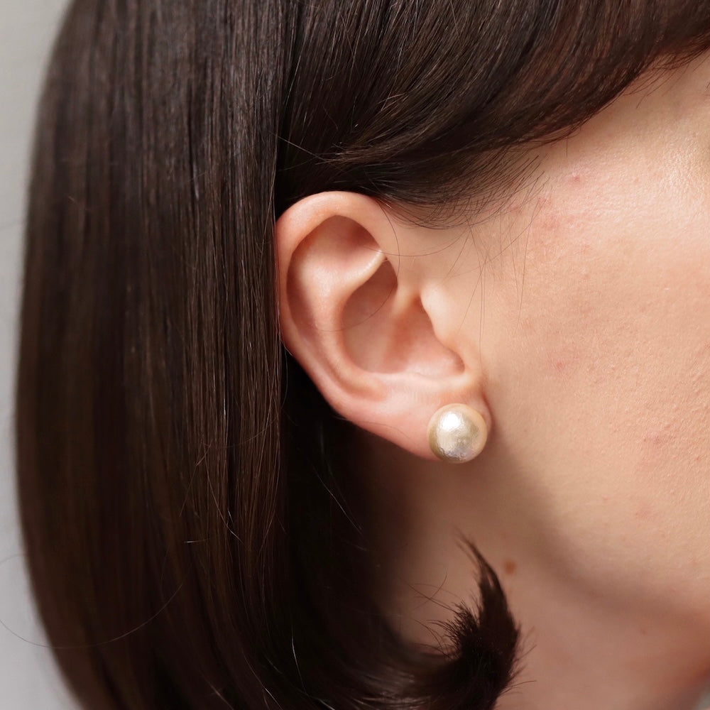 P012 pearl beads pierce