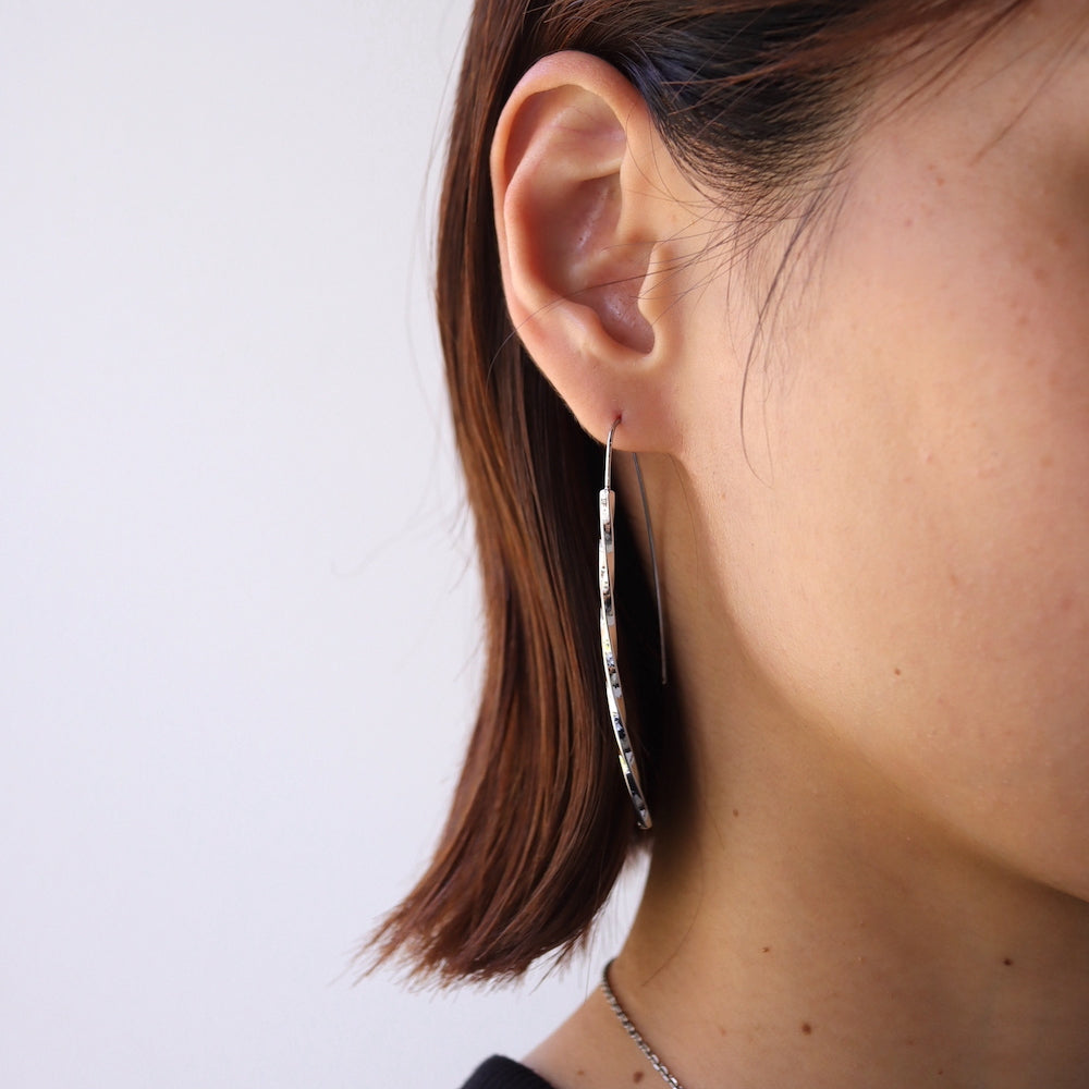 P065 stainless twist long hook pierce