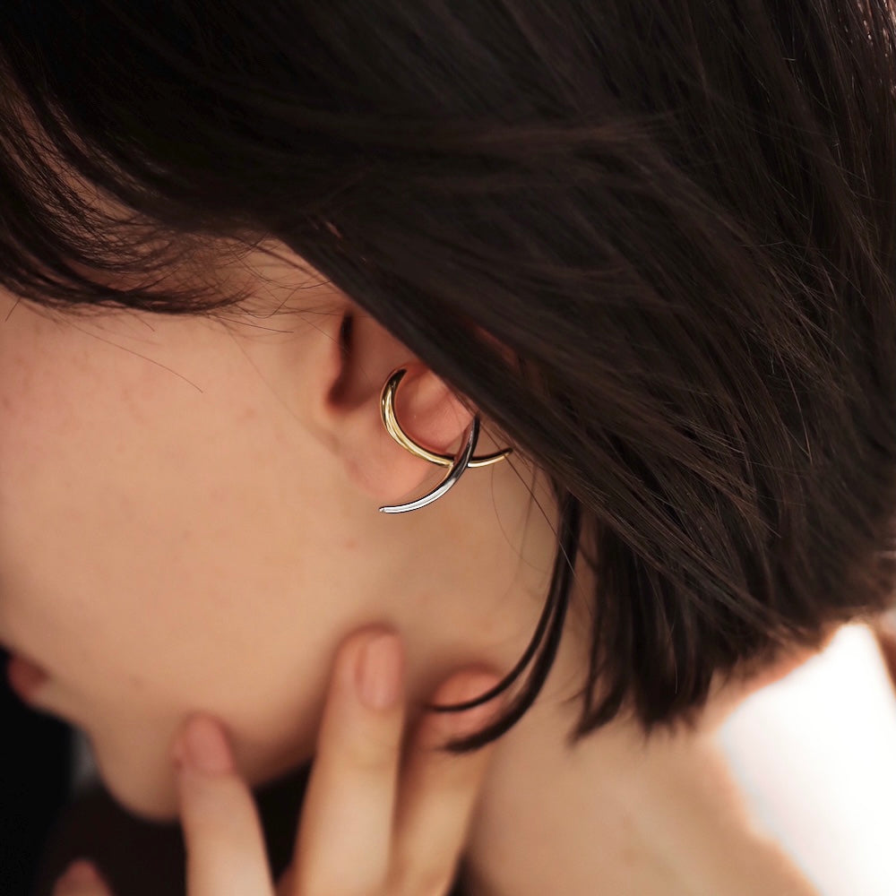 C128 silver925 bi-color cross ear cuff