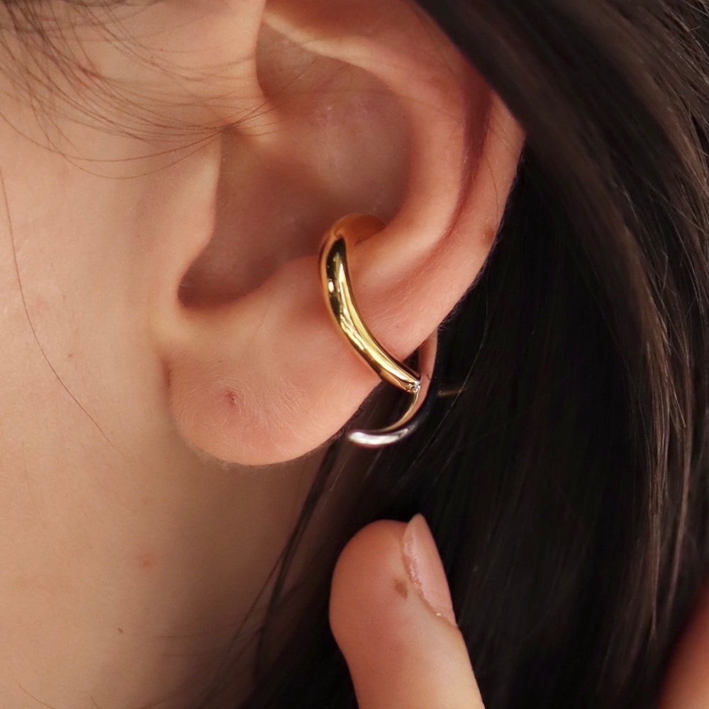 C128 silver925 bi-color cross ear cuff
