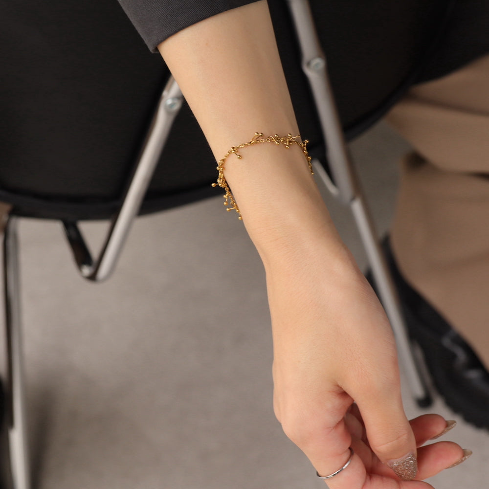 N048 stainless cherrys bracelet