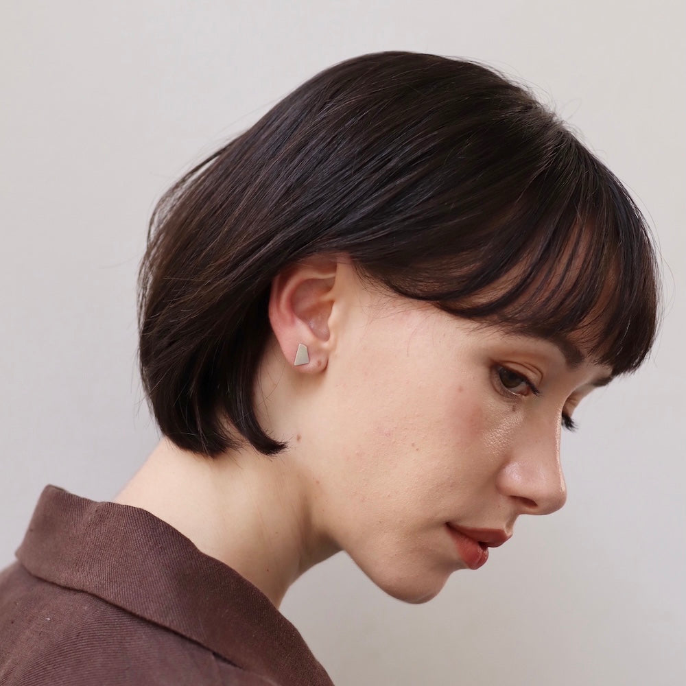 P070 silver925 asymmetry square minimum pierce
