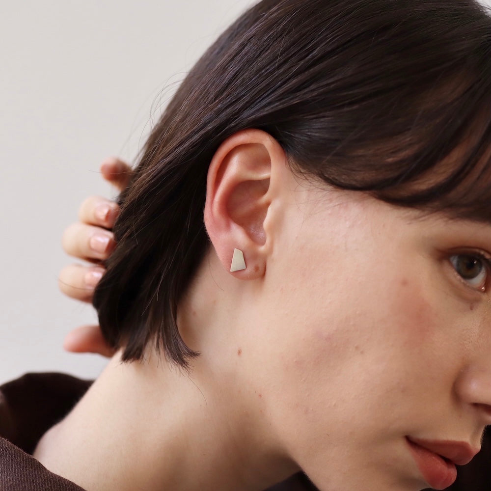 P070 silver925 asymmetry square minimum pierce