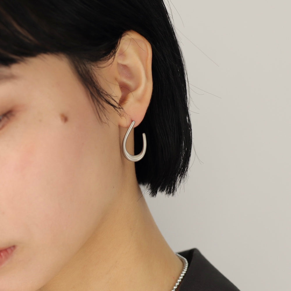 P054 open drop matte pierce