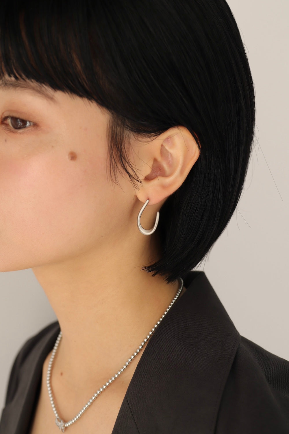 P054 open drop matte pierce