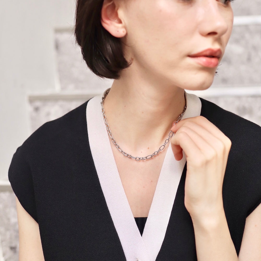 N039 stainless cut cross chain necklace